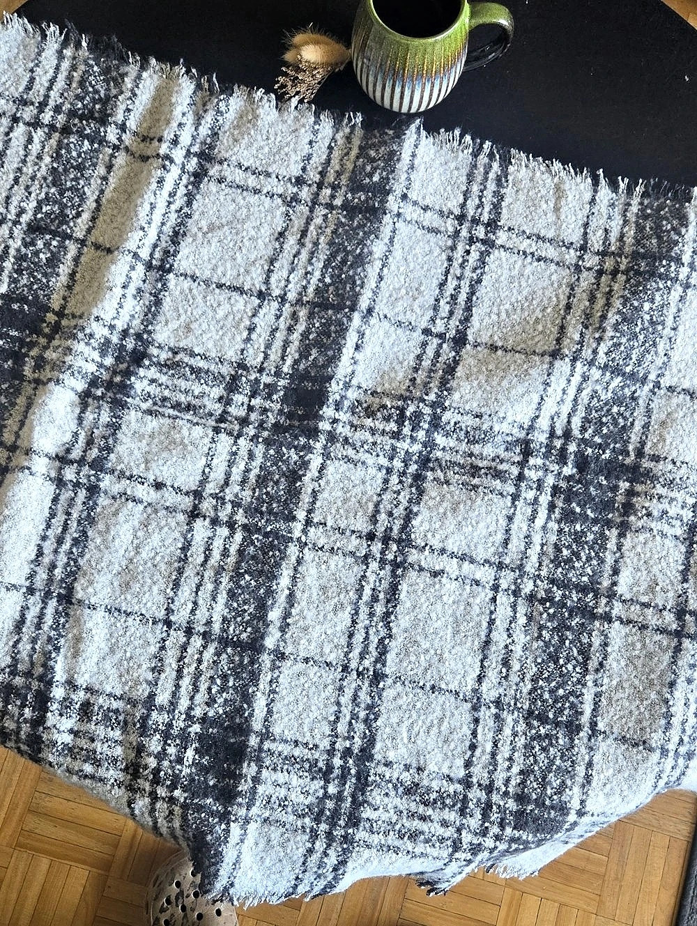 Plaid Fringed Scarf in Gray & Beige Star Trek Wardrobe S4 Toronto
